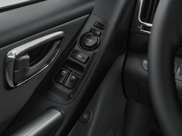 Hyundai Grand Starex, I фото №11