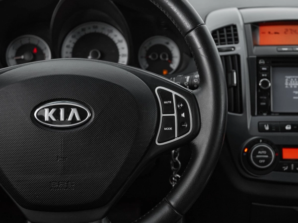 Kia Ceed, I фото №13