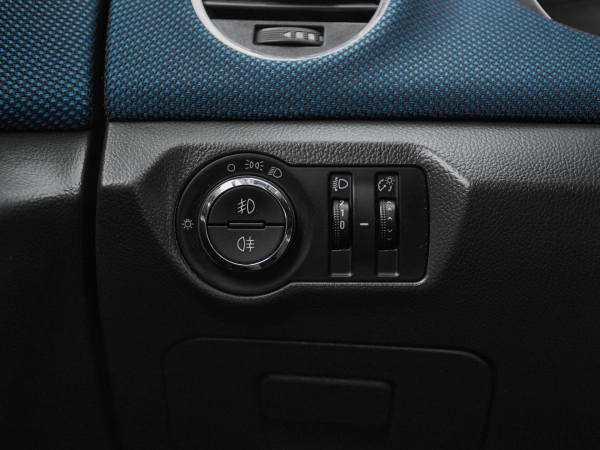 Chevrolet Cruze, I Рестайлинг фото №11