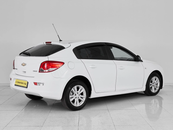 Chevrolet Cruze, I Рестайлинг фото №6