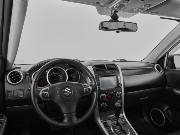 Suzuki Grand Vitara, II Рестайлинг фото №8