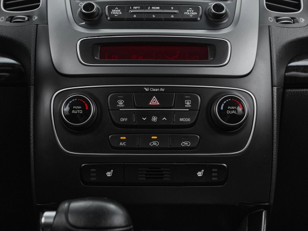 Kia Sorento, II Рестайлинг фото №16