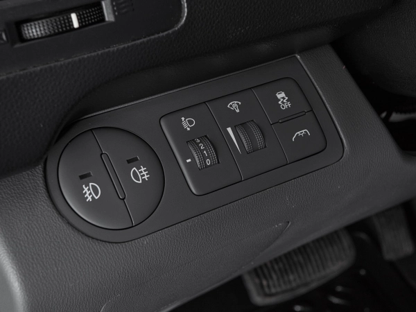 Hyundai H-1, II фото №12