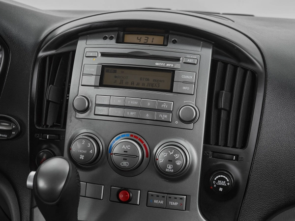 Hyundai H-1, II фото №14