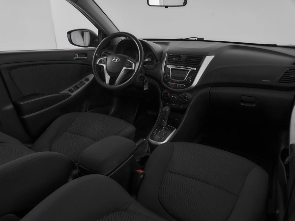 Hyundai Solaris, I фото №9