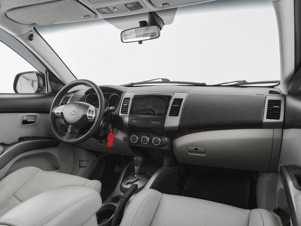 Citroen C-Crosser, I фото №7