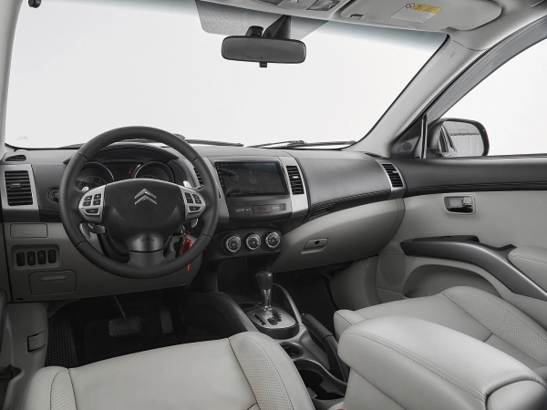 Citroen C-Crosser, I фото №8