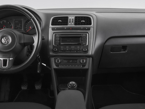 Volkswagen Polo, V фото №9