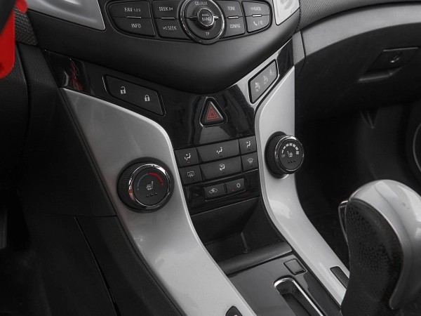 Chevrolet Cruze, I Рестайлинг фото №16