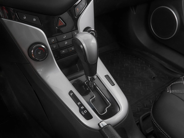 Chevrolet Cruze, I Рестайлинг фото №17