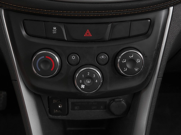 Chevrolet Trax, I Рестайлинг фото №18