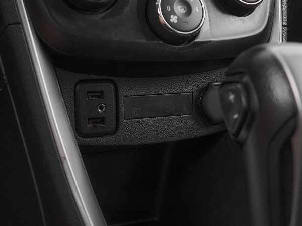 Chevrolet Trax, I Рестайлинг фото №19