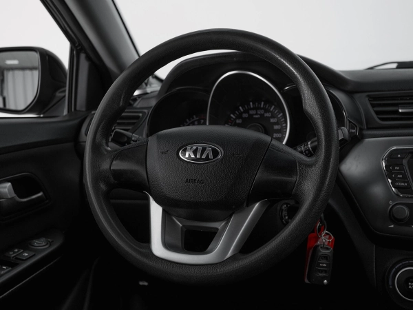 Kia Rio, III фото №10