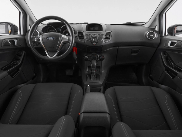 Ford Fiesta, Mk6 Рестайлинг фото №8