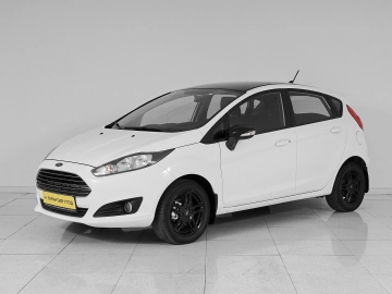 Ford Fiesta, Mk6 Рестайлинг 2017 White and Black фото