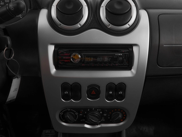 Renault Sandero, I фото №11