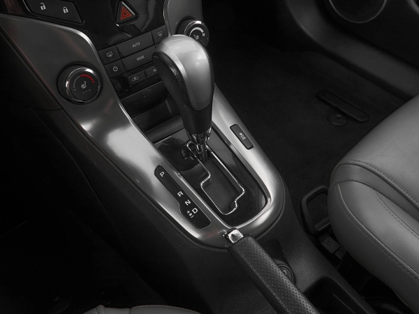 Chevrolet Cruze, I Рестайлинг фото №18