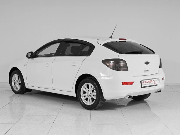 Chevrolet Cruze, I Рестайлинг фото №4