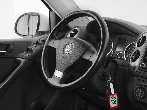 Volkswagen Tiguan, I фото №10