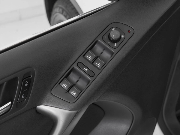 Volkswagen Tiguan, I фото №12