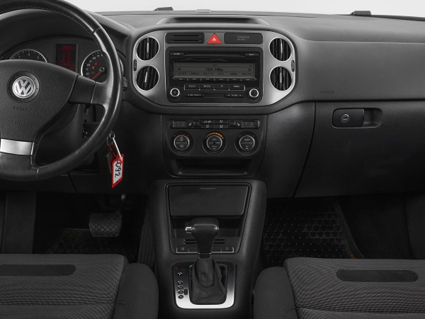 Volkswagen Tiguan, I фото №13