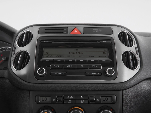 Volkswagen Tiguan, I фото №14