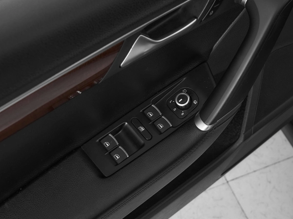 Volkswagen Passat, B7 фото №13