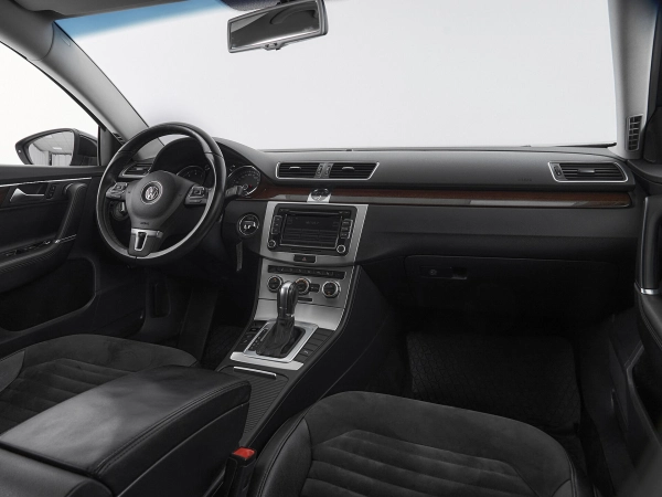 Volkswagen Passat, B7 фото №7