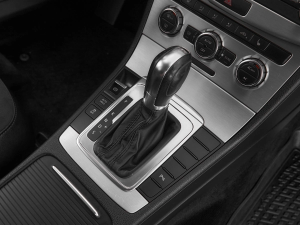 Volkswagen Passat, B7 фото №18