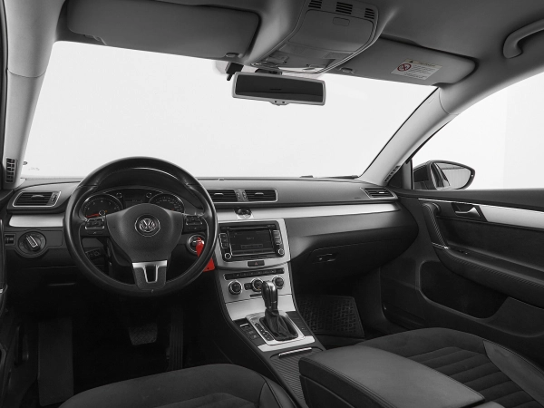 Volkswagen Passat, B7 фото №7