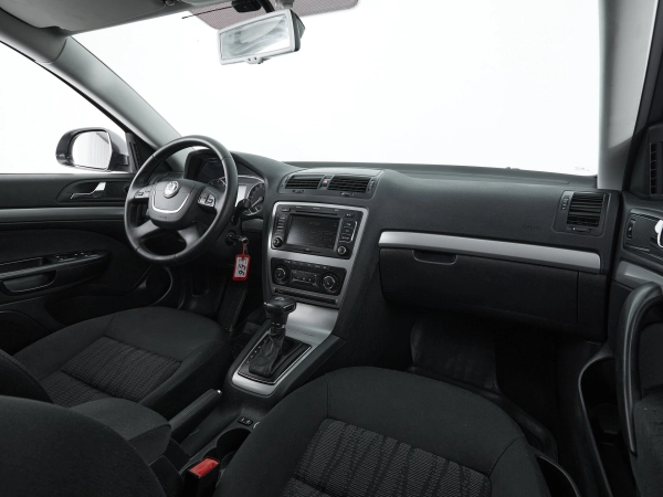 Skoda Octavia, II (A5) Рестайлинг фото №9