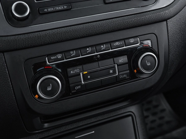 Volkswagen Tiguan, I Рестайлинг фото №13