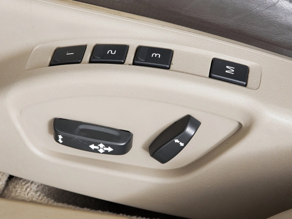 Volvo XC70, II фото №14