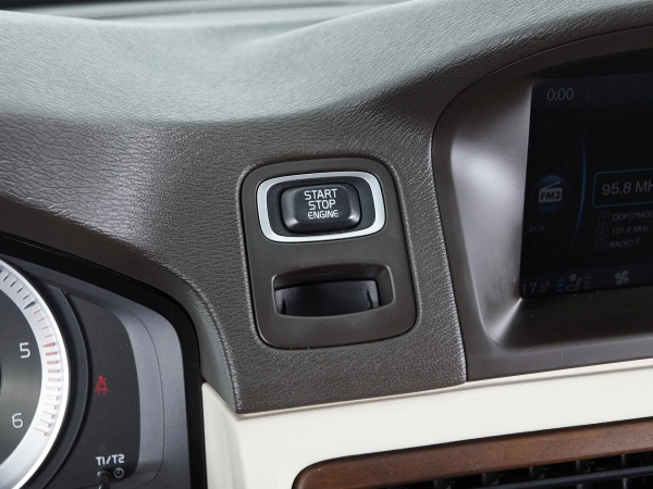 Volvo XC70, II фото №16