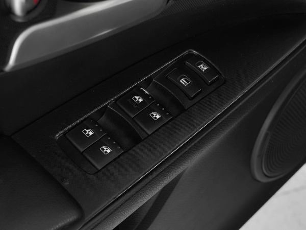 SsangYong Kyron, I Рестайлинг фото №13