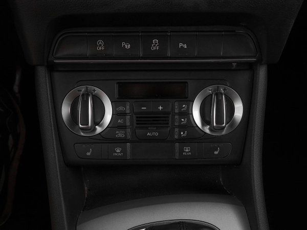 Audi Q3, I (8U) фото №16