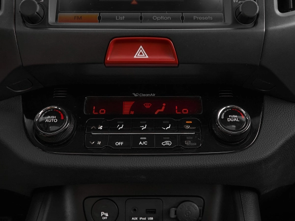 Kia Sportage, III фото №17