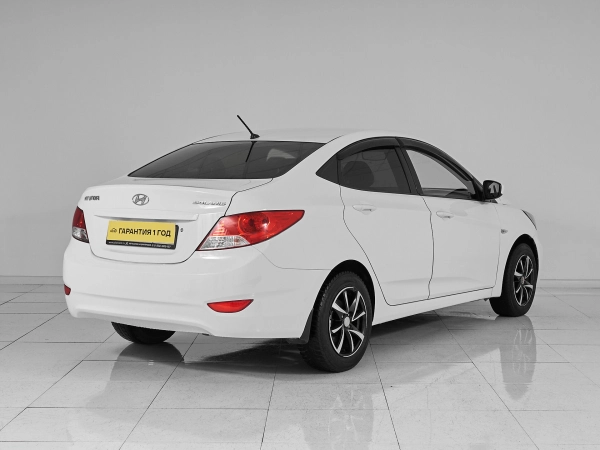 Hyundai Solaris, I фото №6