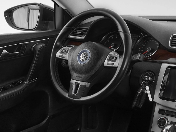 Volkswagen Passat, B7 фото №10