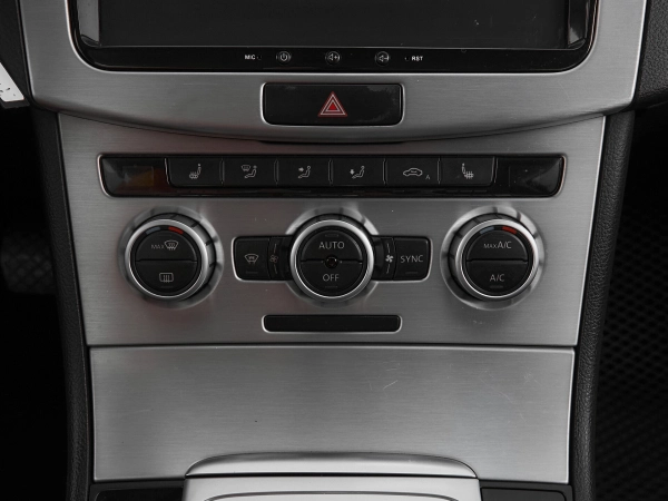 Volkswagen Passat, B7 фото №16