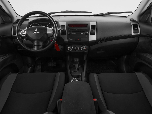 Mitsubishi Outlander, II Рестайлинг фото №9