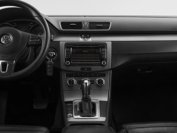 Volkswagen Passat CC, I Рестайлинг фото №15