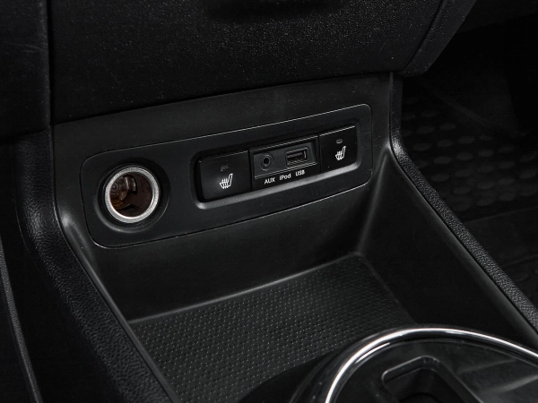 Hyundai i20, I фото №16