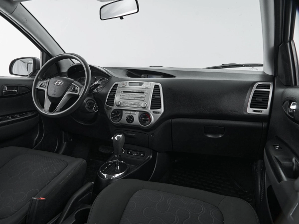 Hyundai i20, I фото №7