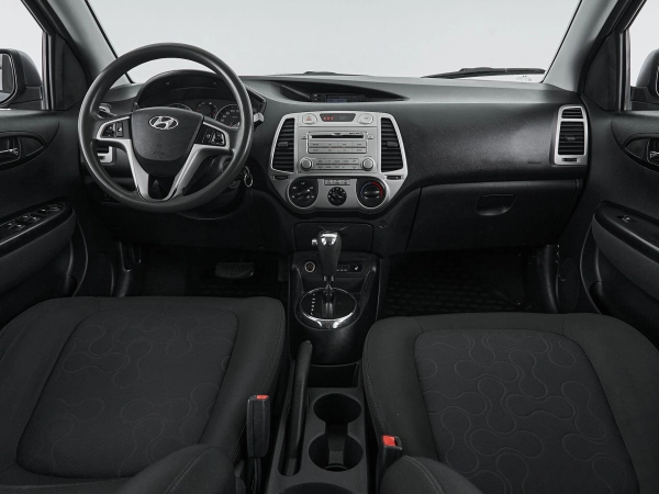 Hyundai i20, I фото №8