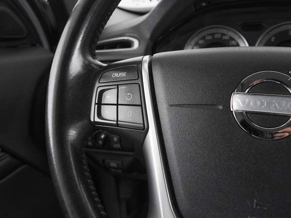 Volvo XC70, II фото №11