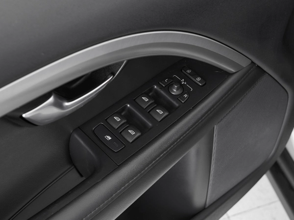 Volvo XC70, II фото №13