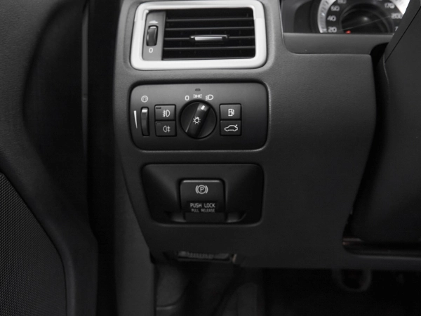 Volvo XC70, II фото №14