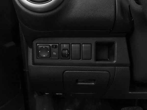 Nissan Note, I Рестайлинг фото №13