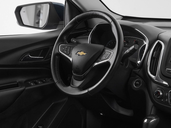 Chevrolet Equinox, III фото №10